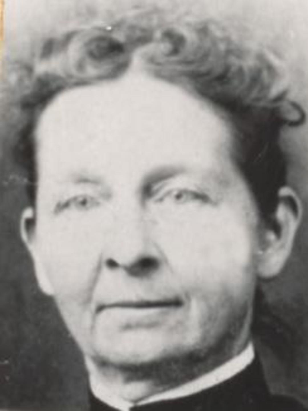 Alice Smith (1845 - 1903) Profile